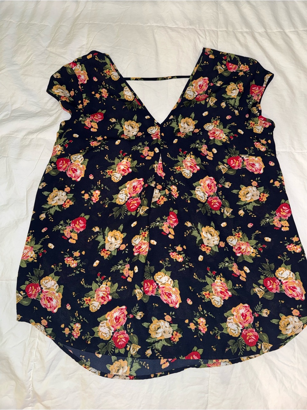 DR2 Navy Floral V-Neck Short Sleeve Blouse